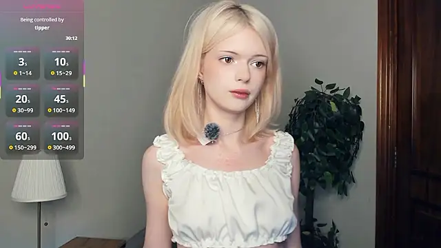 LaureMestler online show from January 2026 09:57:02 AM