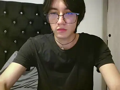 Snapshot of Matti_Mendez_ chatting on June 2026 11:26:01 PM Matti Mendez online show from June 2026 11:26:01 PM