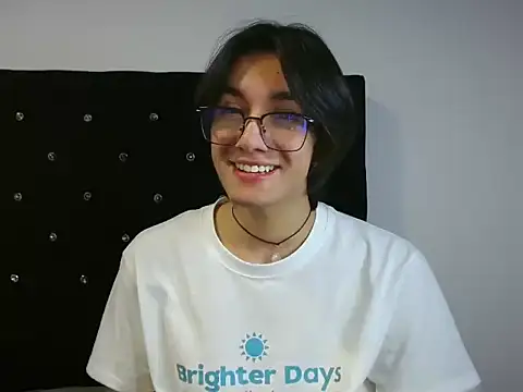 Snapshot of Matti_Mendez_ chatting on July 2026 03:40:02 PM Matti Mendez online show from July 2026 03:40:02 PM