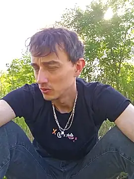 Snapshot of Chrisou73 chatting on June 2026 03:47:01 PM Chrisou73 online show from June 2026 03:47:01 PM