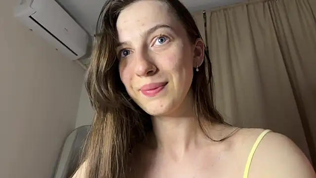 Prettyyy Angel online show from May 2026 07:31:01 PM
