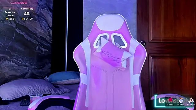 Ellis-Brown online show from November 2025 04:21:01 AM