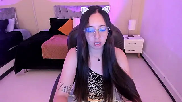 Nata Velvet online show from October 2025 01:45:02 PM