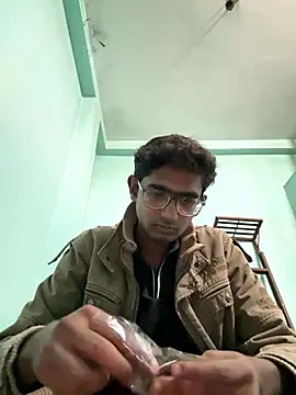 slaveboi9876 online show from January 2026 11:47:01 AM