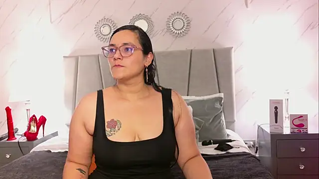 Michell Monet online show from April 2026 12:08:02 PM