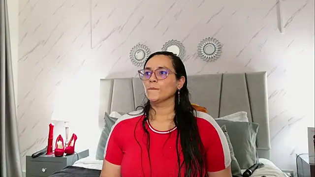 Michell Monet online show from April 2026 12:00:02 PM