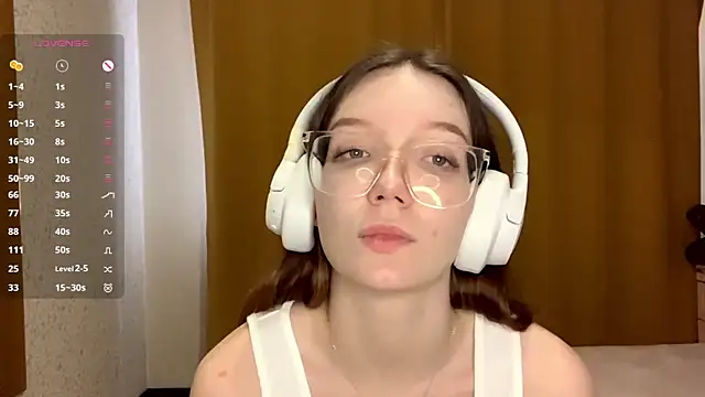 KrystinFunches online show from October 2025 09:20:01 AM