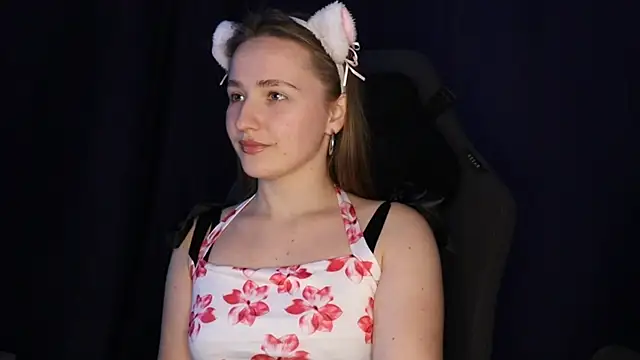 Keily8 online show from October 2025 07:58:02 PM
