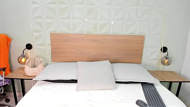 ValeryTrans  online show from March 2026 01:16:01 PM