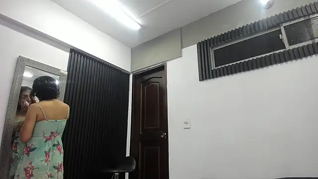 emperatris 23 online show from November 2025 11:43:02 AM