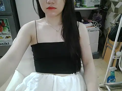 Ara4865 online show from October 2025 08:15:02 AM