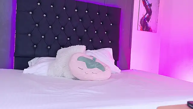 Kataaleya  12 online show from November 2025 11:54:01 AM