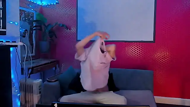 masc4mask uk online show from November 2025 02:45:02 AM