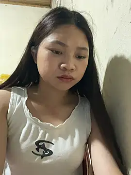 Snapshot of Mayy1 chatting on May 2026 02:17:01 AM Mayy1 online show from May 2026 02:17:01 AM