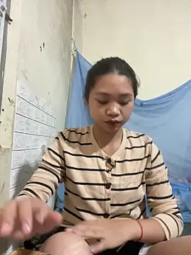 Snapshot of Mayy1 chatting on June 2026 03:13:02 AM Mayy1 online show from June 2026 03:13:02 AM