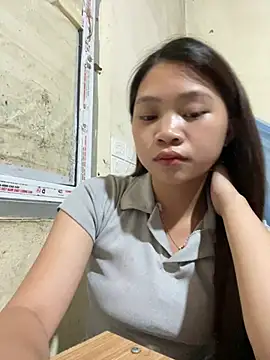 Snapshot of Mayy1 chatting on July 2026 07:23:02 AM Mayy1 online show from July 2026 07:23:02 AM