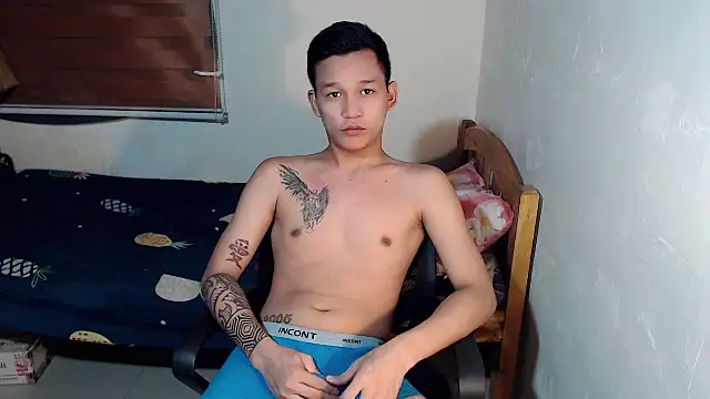 Snapshot of asianmonstercock05 chatting on September 2025 06:57:02 PM asianmonstercock05 online show from September 2025 06:57:02 PM