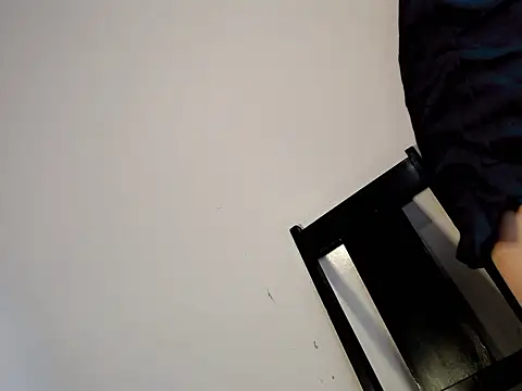 ashley bombshell online show from April 2026 11:05:02 PM