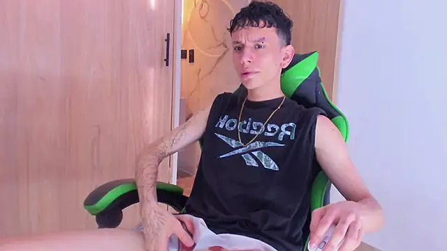 Skinny batman online show from October 2025 12:06:01 PM