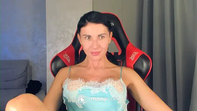 Snapshot of Angel_iam chatting on August 2026 06:11:01 PM Angel iam online show from August 2026 06:11:01 PM