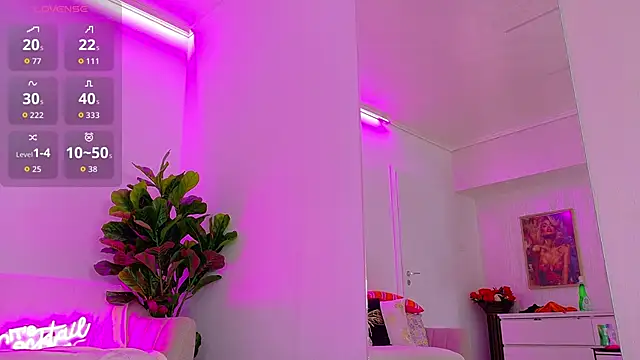 TiaBelle online show from November 2025 06:23:02 PM