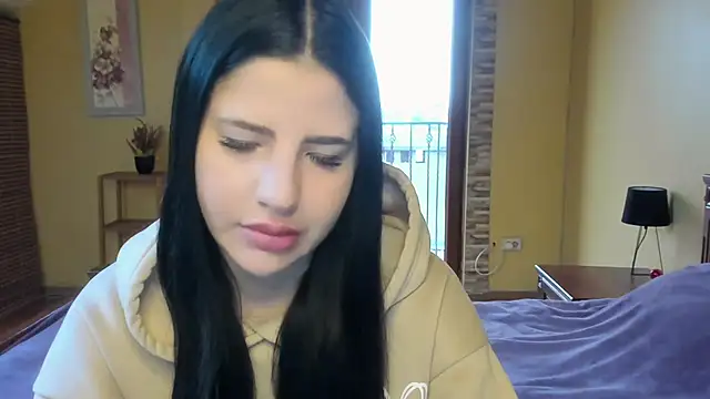 Malibu J online show from November 2025 08:04:01 AM