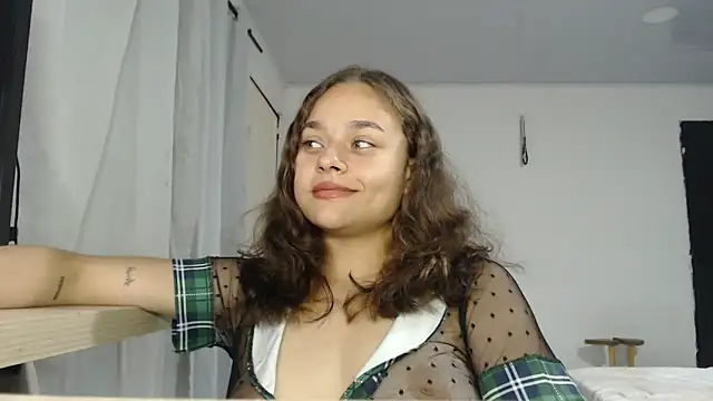 LittleCheerry69 online show from April 2026 02:52:02 PM