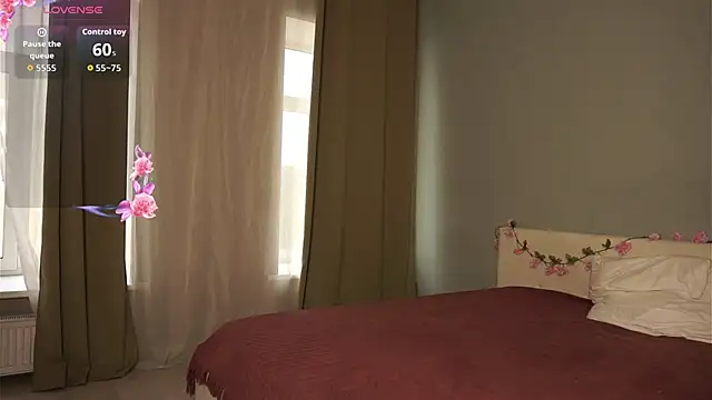 IveyJomes online show from October 2025 07:50:01 AM