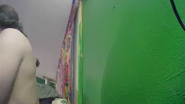 HippieDad333 online show from November 2025 03:06:02 AM