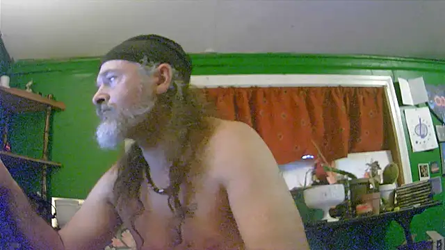 HippieDad333 online show from July 2026 12:40:01 AM