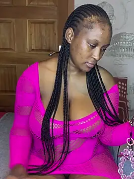 Bellabootie online show from April 2026 08:24:02 PM