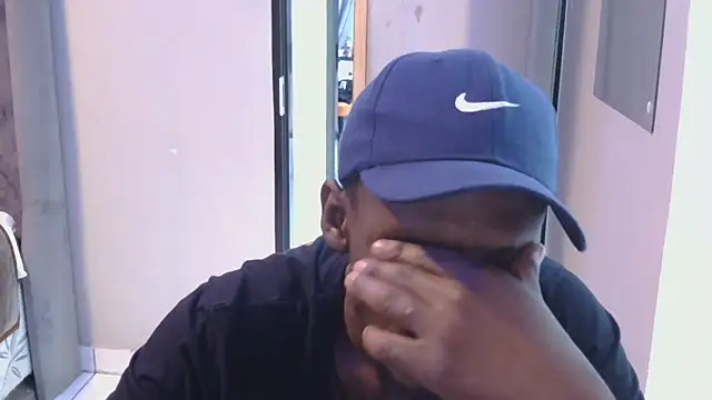 MthondoWeBananaX2 online show from November 2025 05:59:01 PM