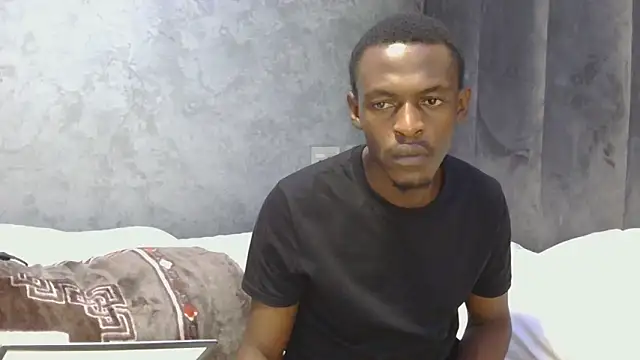 MthondoWeBananaX2 online show from November 2025 07:03:01 PM