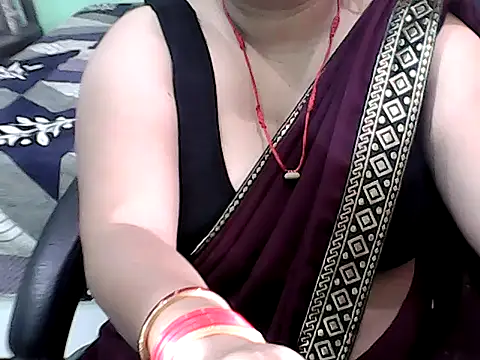 Snapshot of BABITA_KUMARII chatting on April 2026 04:57:02 PM BABITA KUMARII online show from April 2026 04:57:02 PM