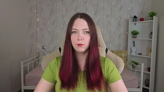 Snapshot of Monica__Queen chatting on May 2026 05:25:02 AM Monica Queen online show from May 2026 05:25:02 AM