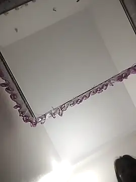 Girl Shy2000 online show from March 2026 04:32:02 PM