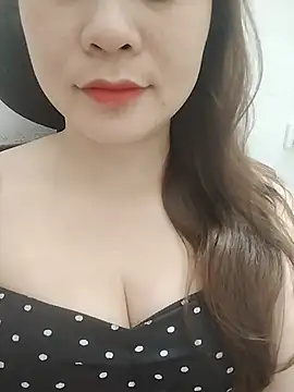 Snapshot of Girl_Shy2000 chatting on June 2026 02:39:01 PM Girl Shy2000 online show from June 2026 02:39:01 PM