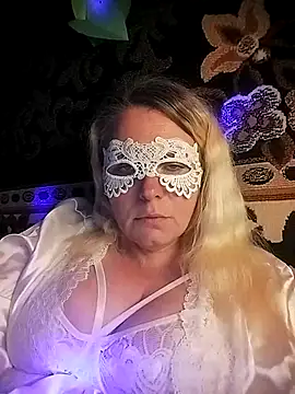Snapshot of Fiona696 chatting on September 2025 06:11:02 PM Fiona696 online show from September 2025 06:11:02 PM