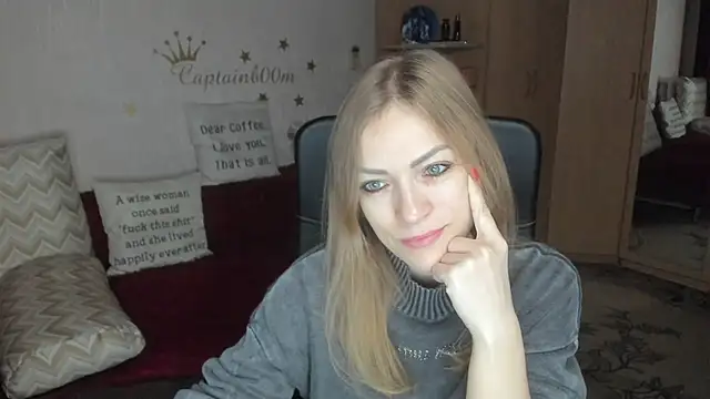 Tiffany Bates online show from October 2025 03:14:02 AM