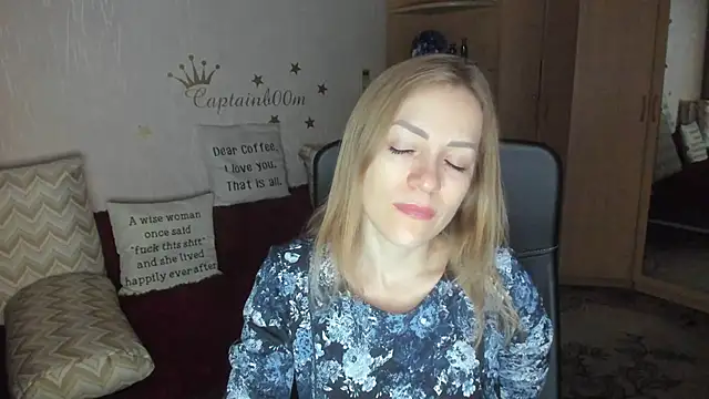 Tiffany Bates online show from October 2025 03:07:02 AM