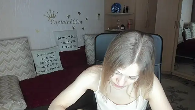 Tiffany Bates online show from December 2025 03:14:02 AM