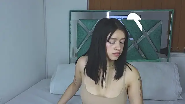 lissastone online show from November 2025 07:02:01 PM