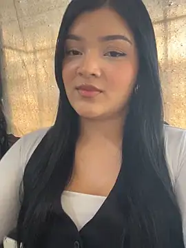 EmmaBlossom online show from September 2025 04:56:01 PM