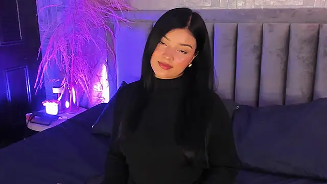 EmmaBlossom online show from October 2025 07:07:02 PM