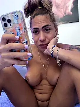 Naomi24herr online show from October 2025 12:10:02 AM