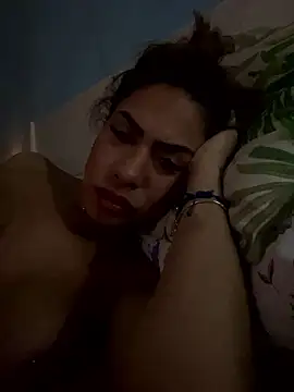 Naomi24herr online show from January 2026 02:06:02 AM