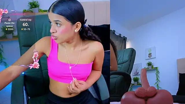 pequitasmedusa9 online show from November 2025 06:48:02 PM