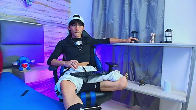 Lovers 21 online show from October 2025 04:32:02 AM