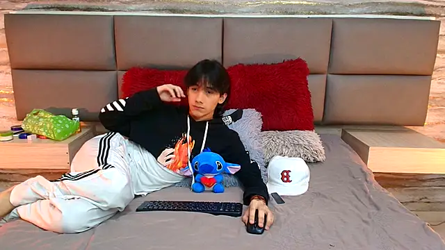 Lovers 21 online show from October 2025 09:39:01 PM