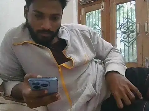 Raw12499 online show from November 2025 04:47:01 AM